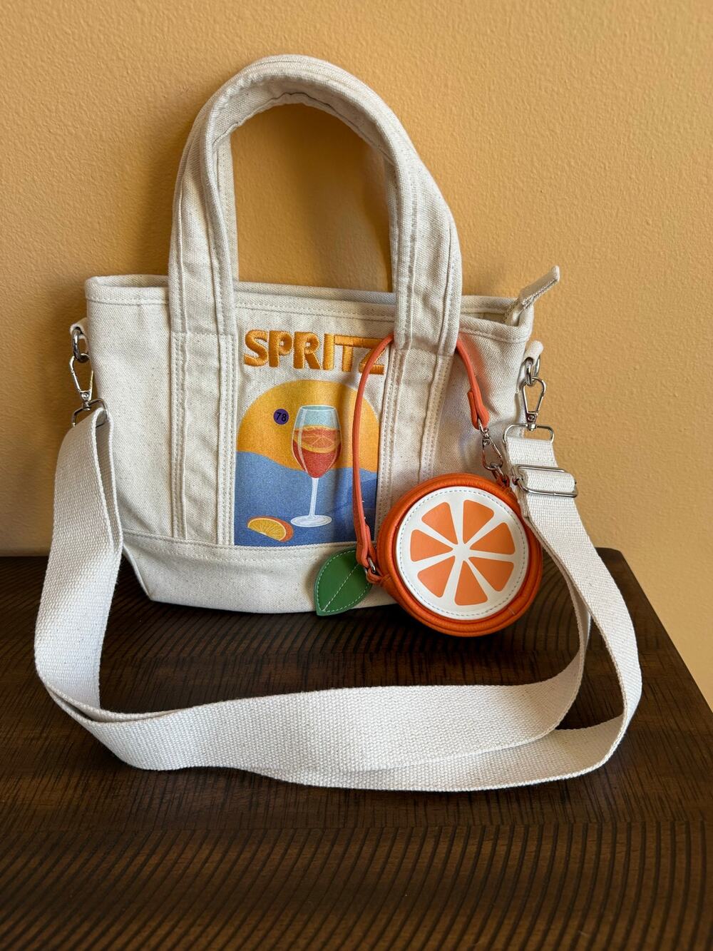 C&C California Spritz mini canvas tote bag beige attach orange slice coin purse
